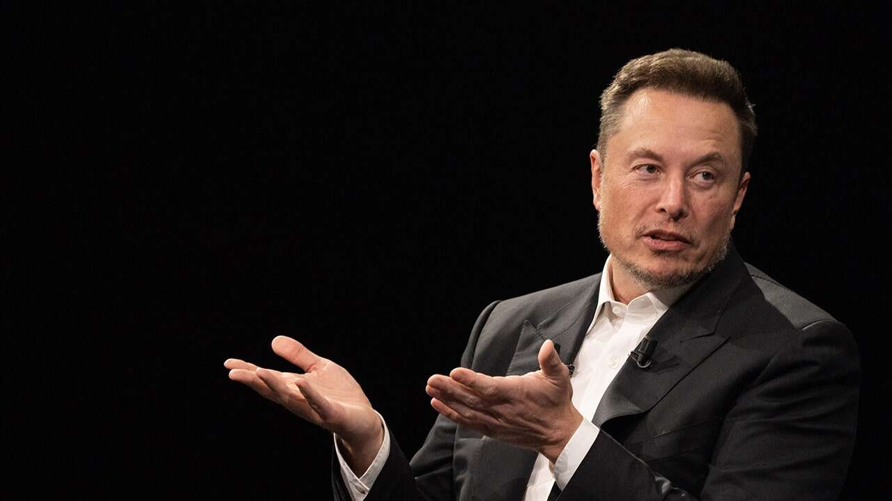 Elon Musk polls X users on ending daylight saving time