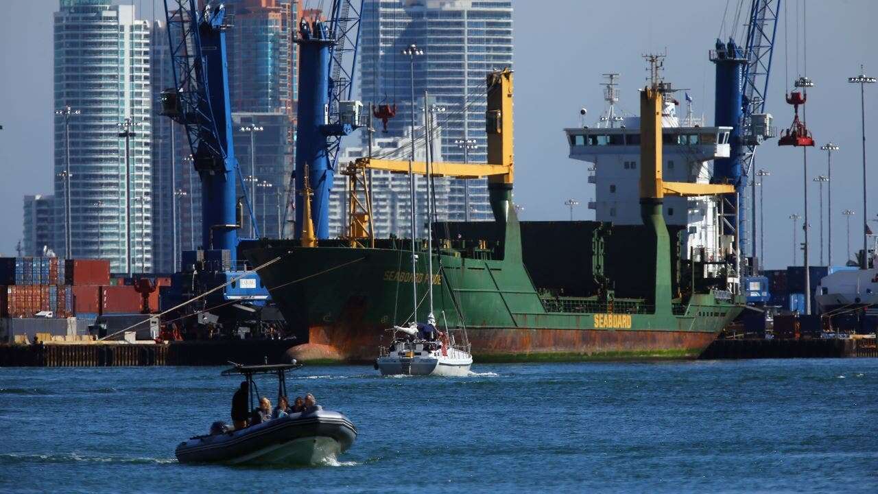 Shoppers should brace for rising prices if port workers strike, expert says