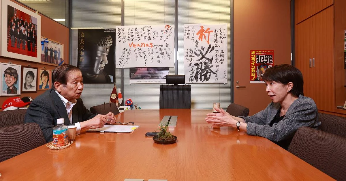 高市早苗が鋭い質問についに胸中を吐露「靖国神社の件は前回怒られて⋯」「参政党はパワフル」政治解説者・篠原文也が迫る！