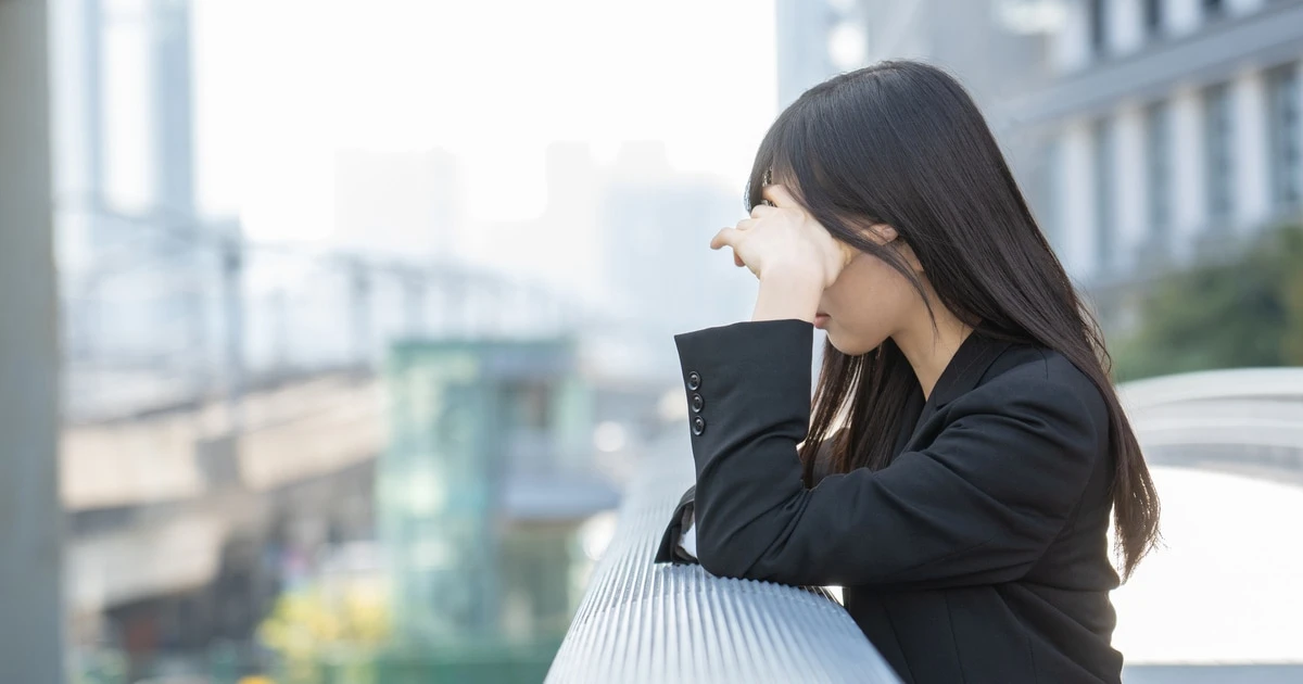 外資系に転職して給与は2倍になったが…43歳妻が駅で目撃した、大学時代からの憧れの夫の「衝撃の姿」