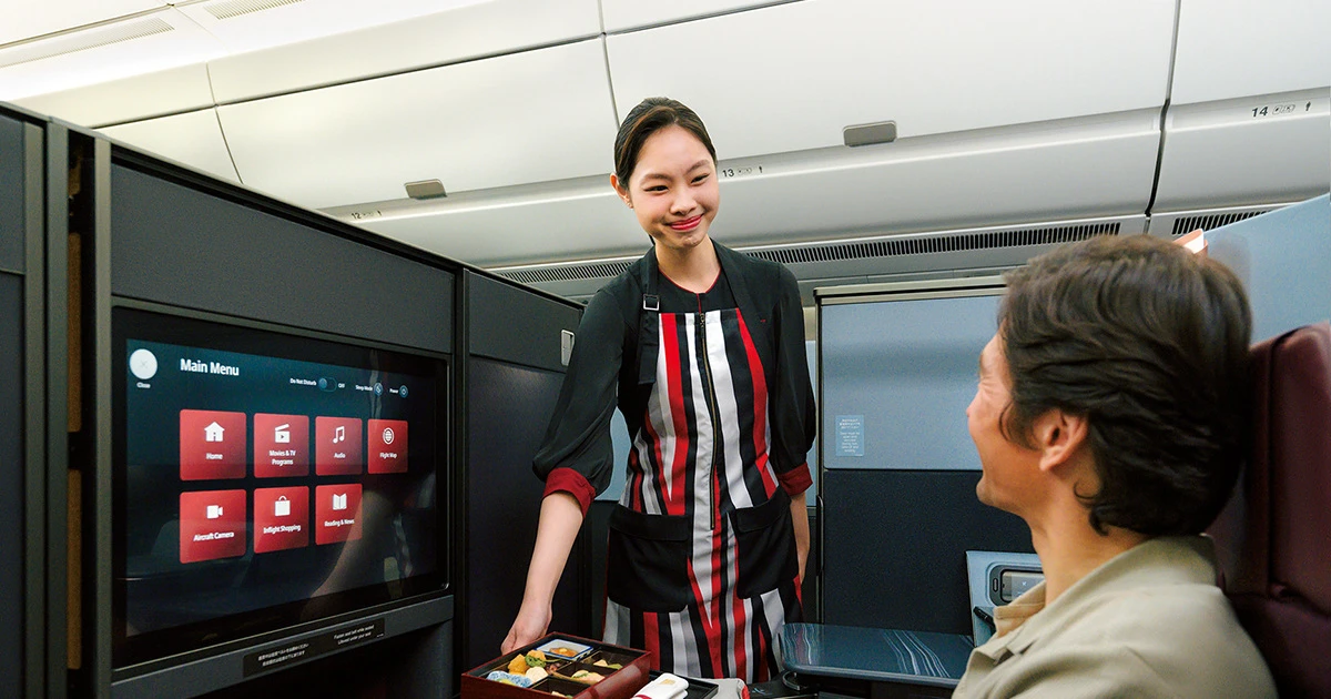 空間づくりに機内食…空の旅をしながら「日本のおもてなし」を体感できる「JAL」のこだわり