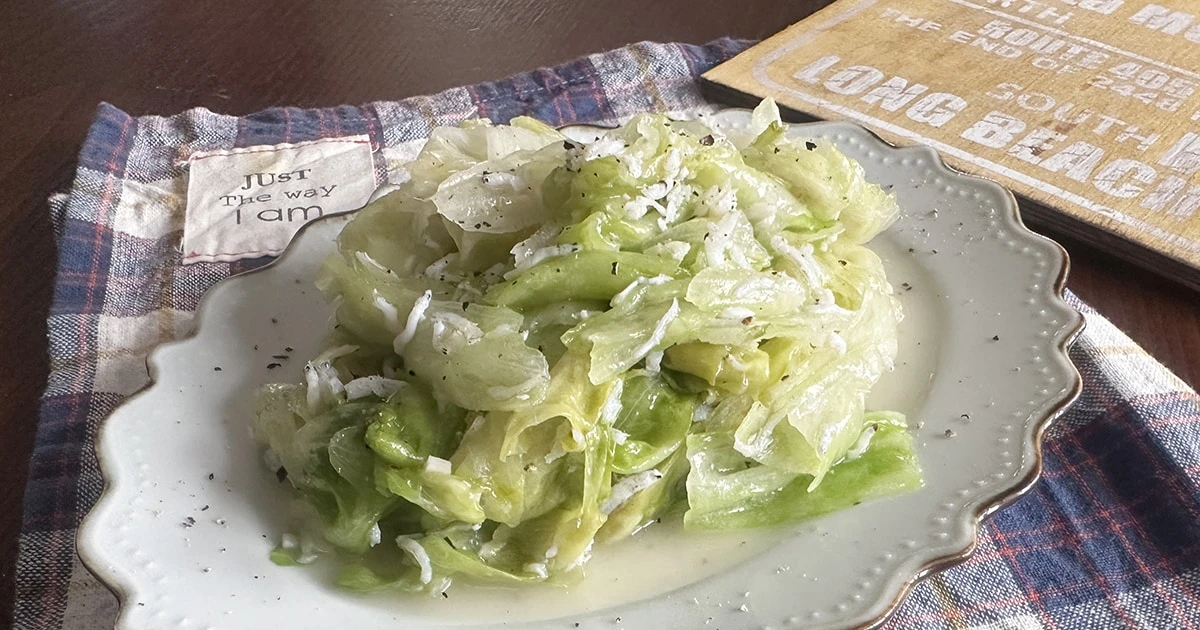 しなびる前に使い切りたい「レタス」のおいしい食べ方。大量消費にもおすすめの簡単レシピ