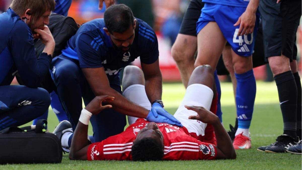 Premier League star placed in coma after urgent surgery
