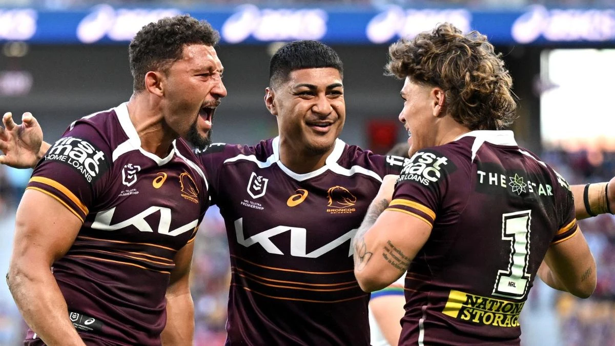 Walsh back in mix as unlikely Broncos teammate named for Origin debut