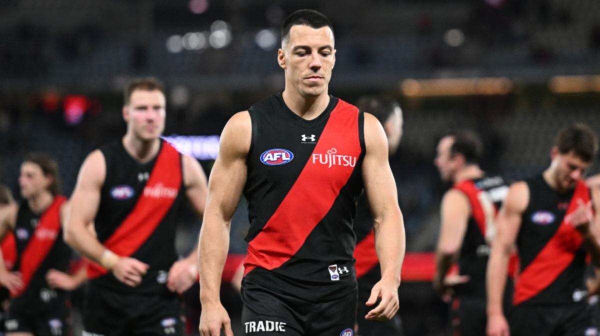 Surprise club ‘exploring’ move for Essendon veteran