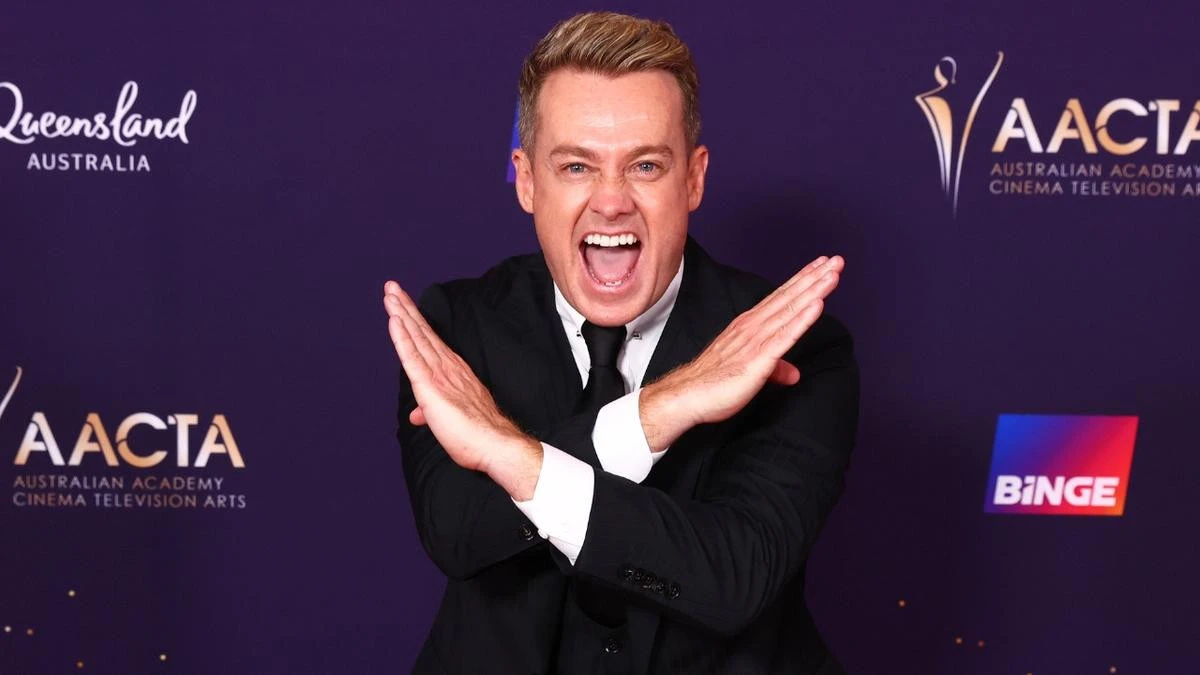 TV star Grant Denyer shares health update after hospital stint