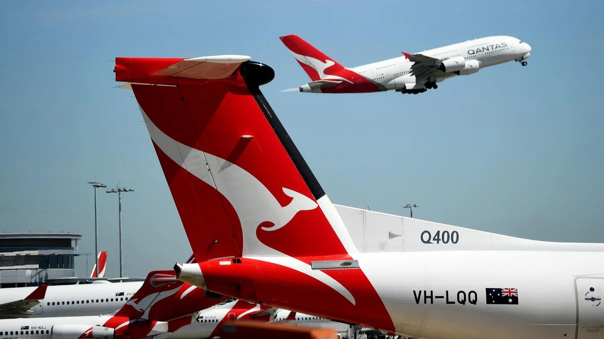 Urgent health alert issued for passengers on TWO flights between NSW and New Zealand