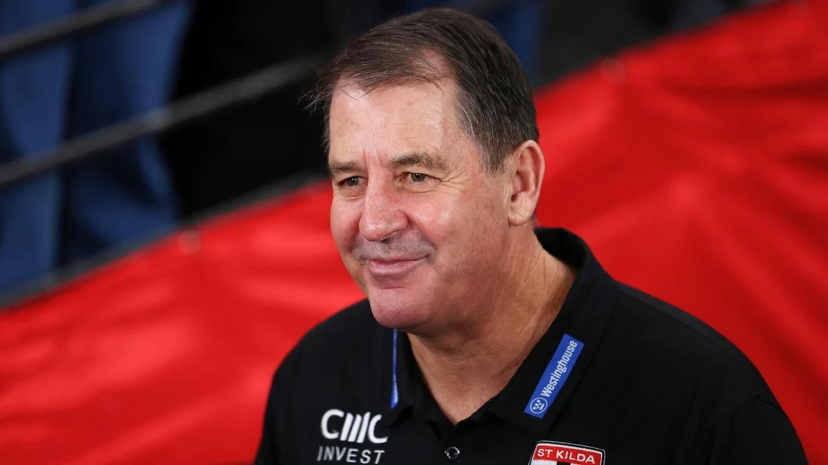 Ross Lyon ‘going to have a heart attack’ over ‘valuable photo’