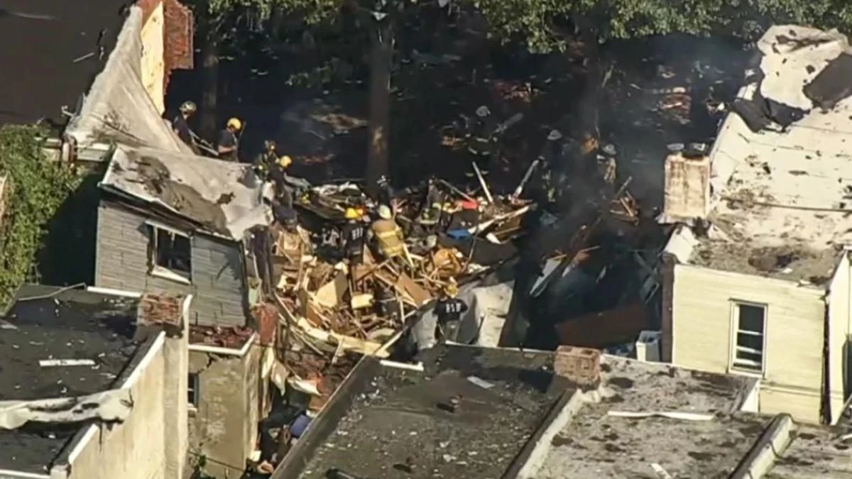 At least one dead and two injured in Philadelphia building explosion
