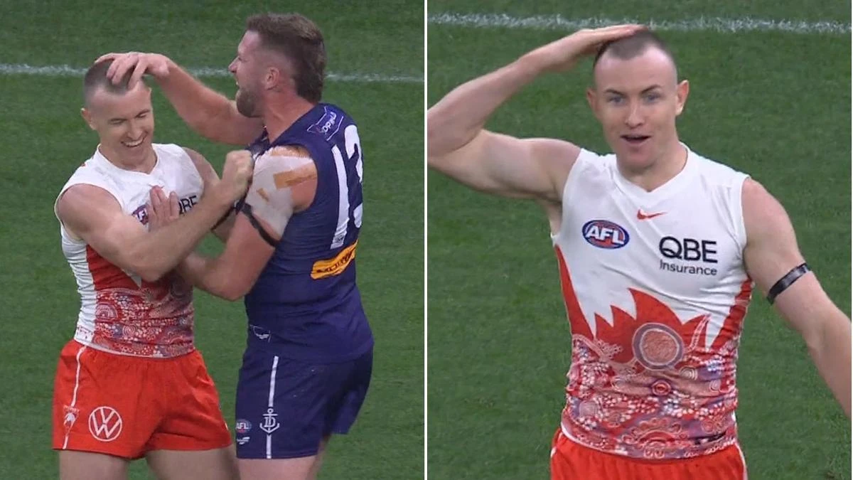 Boos rain down as Freo star punished over forbidden act