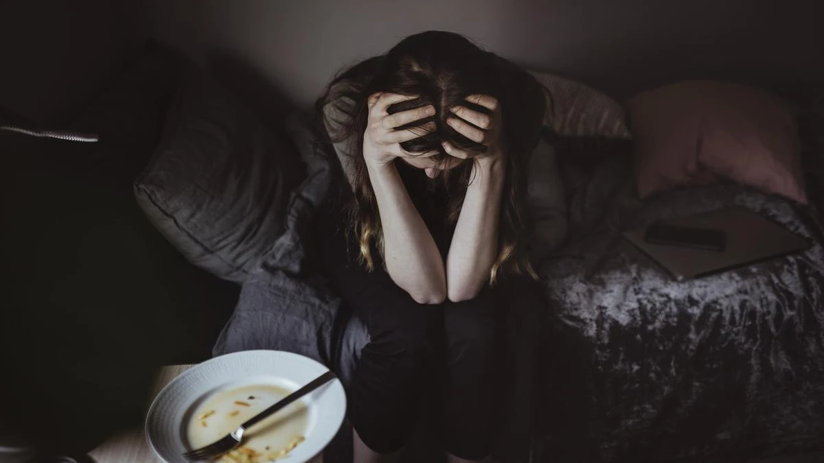 Does dieting make you feel depressed? This study reveals why
