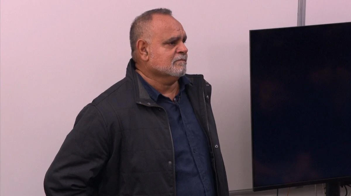 Michael Long chokes back tears in powerful pre-match address