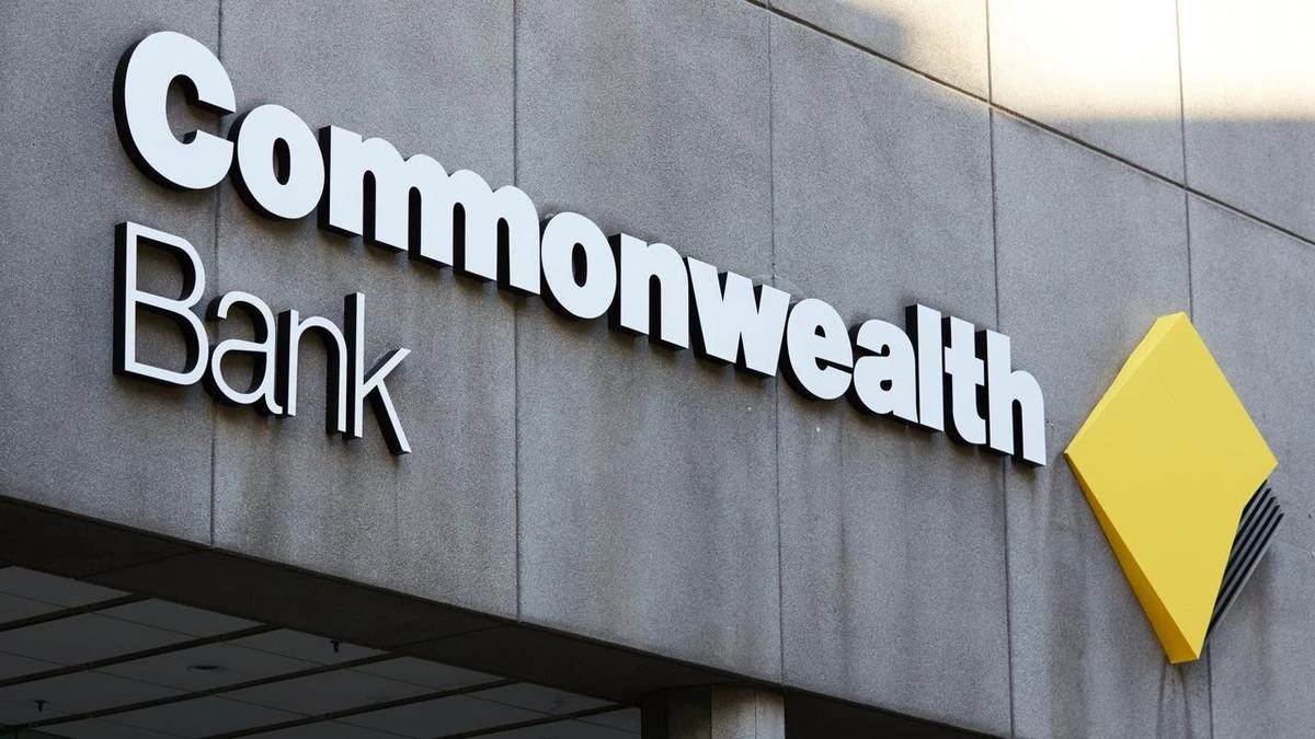 Bank worker avoids jail over $3.75m fraud