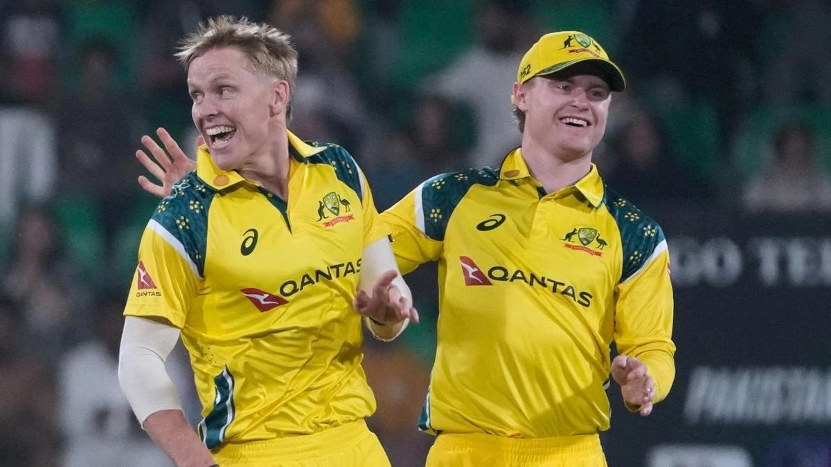 Unlikely bowler saves Australia’s blushes in win over Pakistan