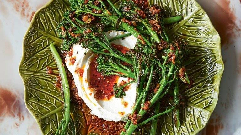 The secret to the perfect sauce, Rosheen Kaul makes everything bagel chilli oil that will be the delicious addition to any meal