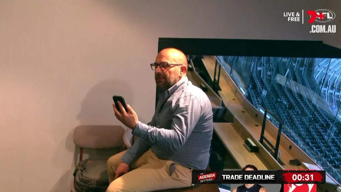 ‘Helpless’ manager caught delivering sad news after failed trade