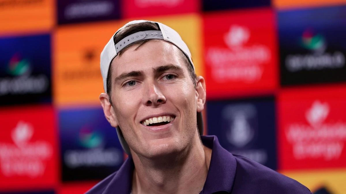 Mason Cox gets message from coach along with derby call-up