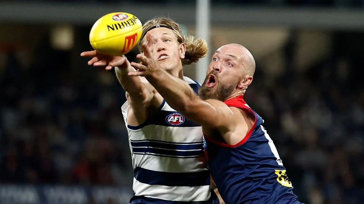 New AFL boss flags radical change: ‘Games are too long’