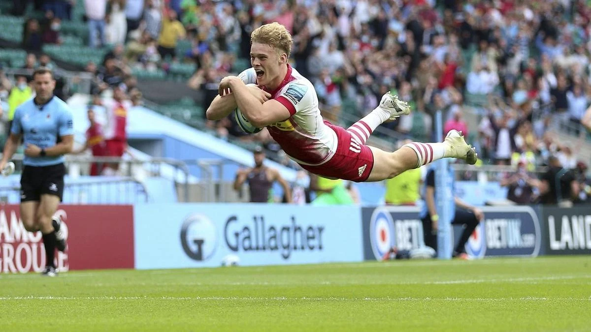 Rugby UnionLynagh brace sees Quins lift English title