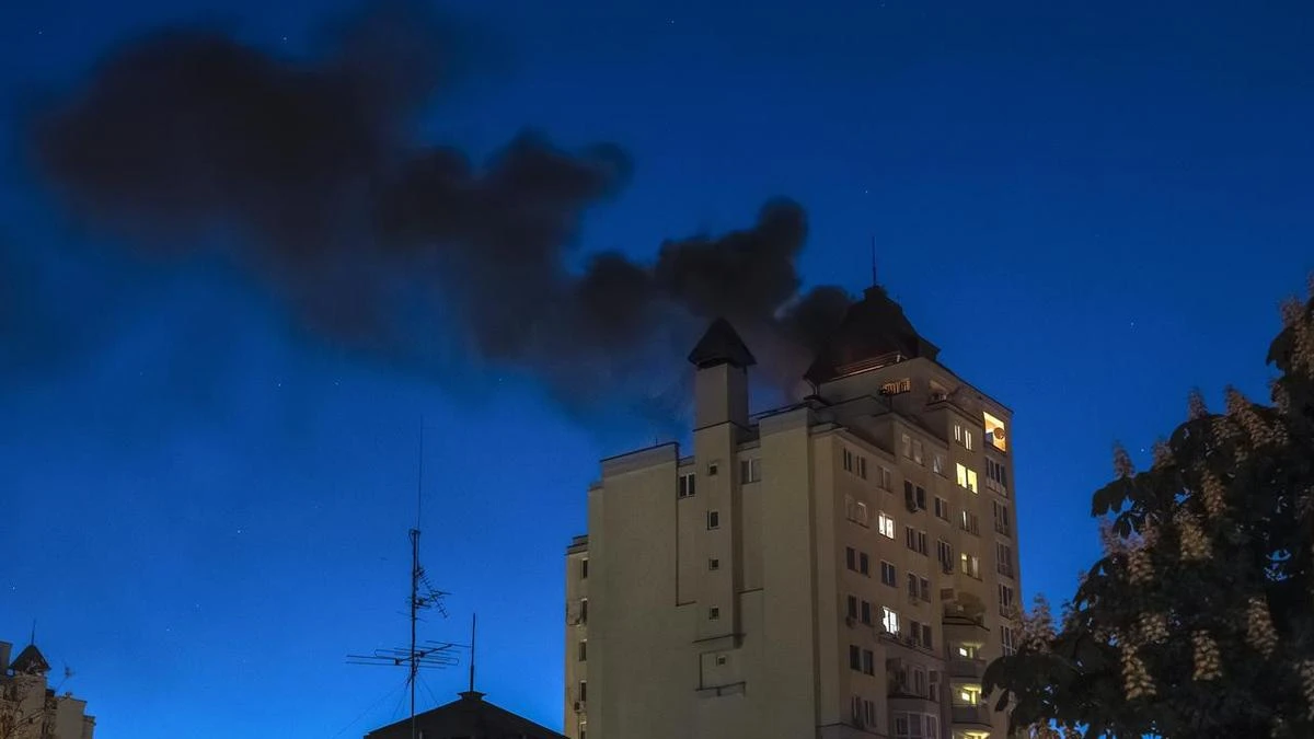 Kyiv 'under massive attack' from large-scale Russian assault