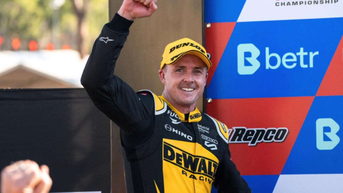 Supercars legend quits after ‘really difficult time’