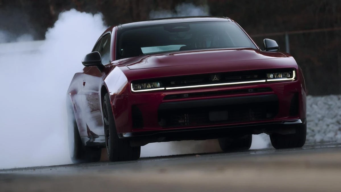 Dodge Charger SRT revival confirmed with supercharged Hellcat V8 – report