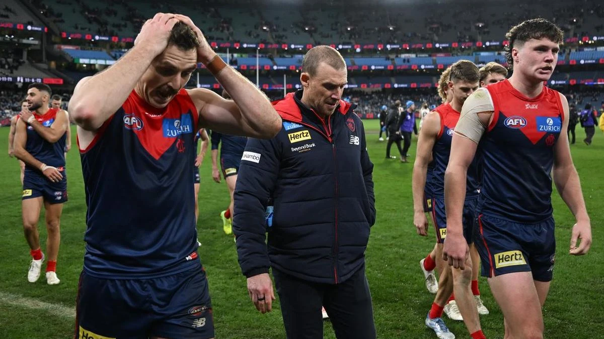 Melbourne coach blocking out ‘anxiety’ with new approach