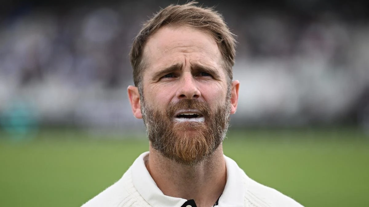 Cricket legend calls time on glittering career mid-series