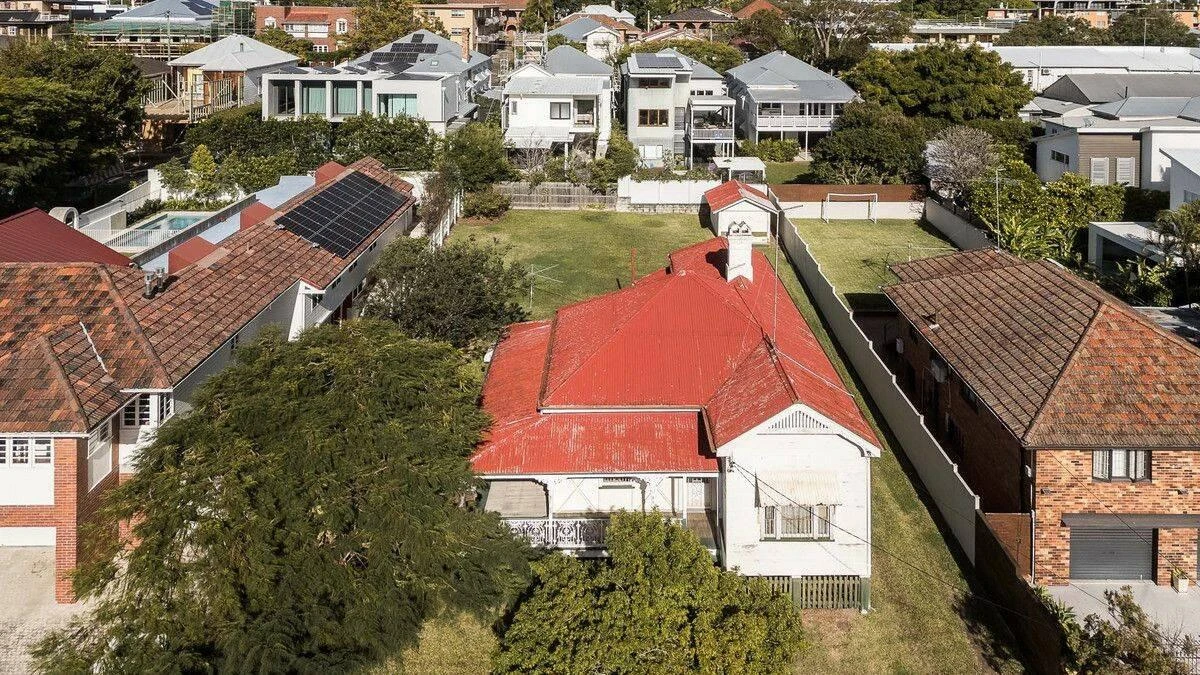 Lady Flo Bjelke-Petersen's family home listed for the first time in a century