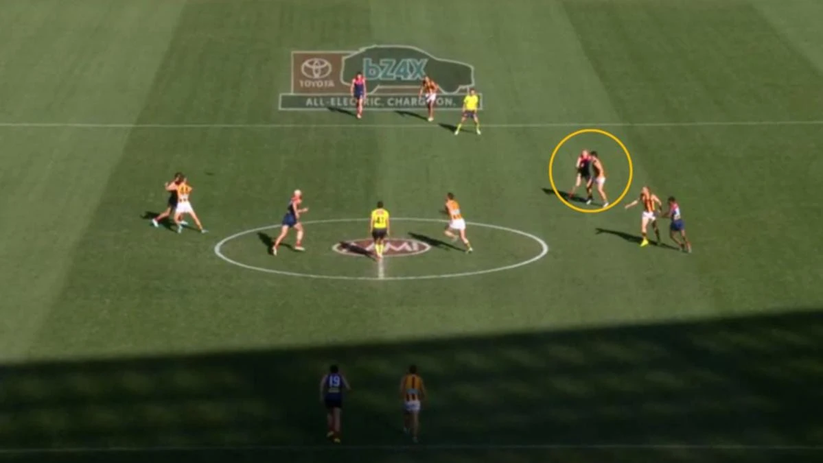 Baffled fans in a spin over latest Clayton Oliver situation