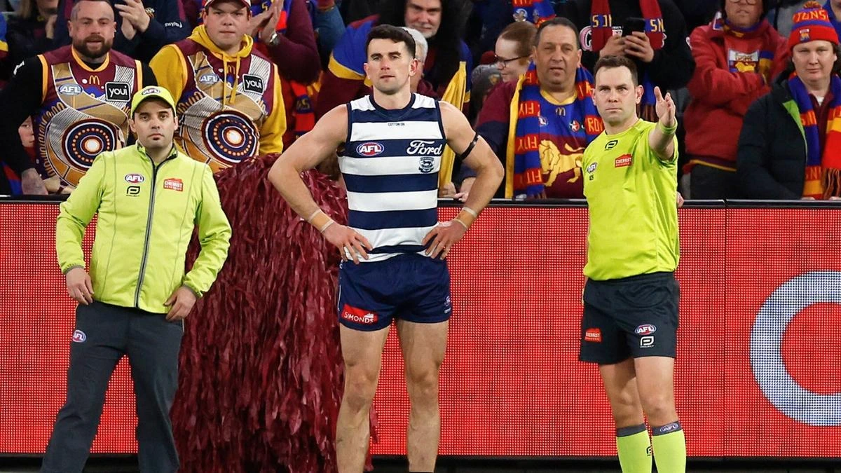 AFL make decision on umpire who paid controversial Rayner free kick