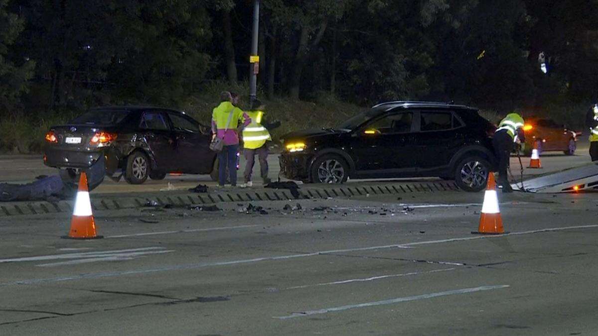 Multi-vehicle crash in Western Sydney leads to alleged violent affray and stabbing