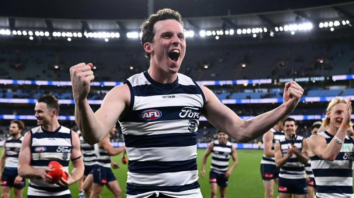 Geelong star takes aim at ‘haters’ with big whack