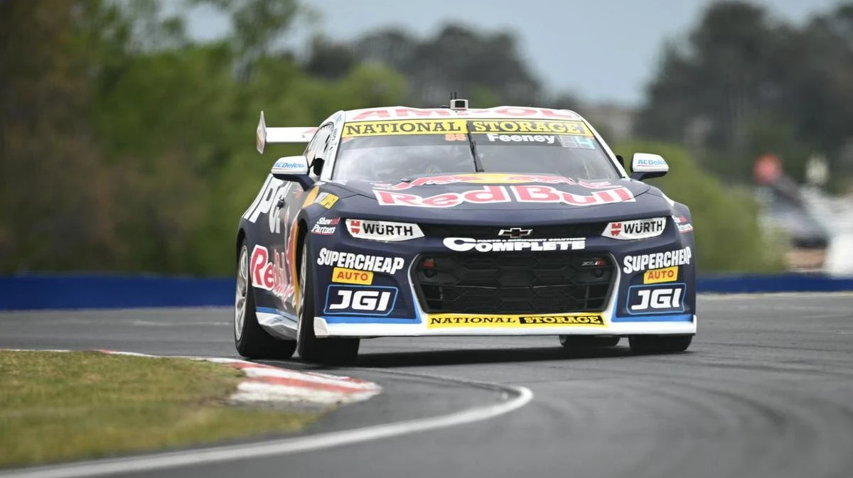 Broc Feeney tops first practice session in early warning to Bathurst rivals