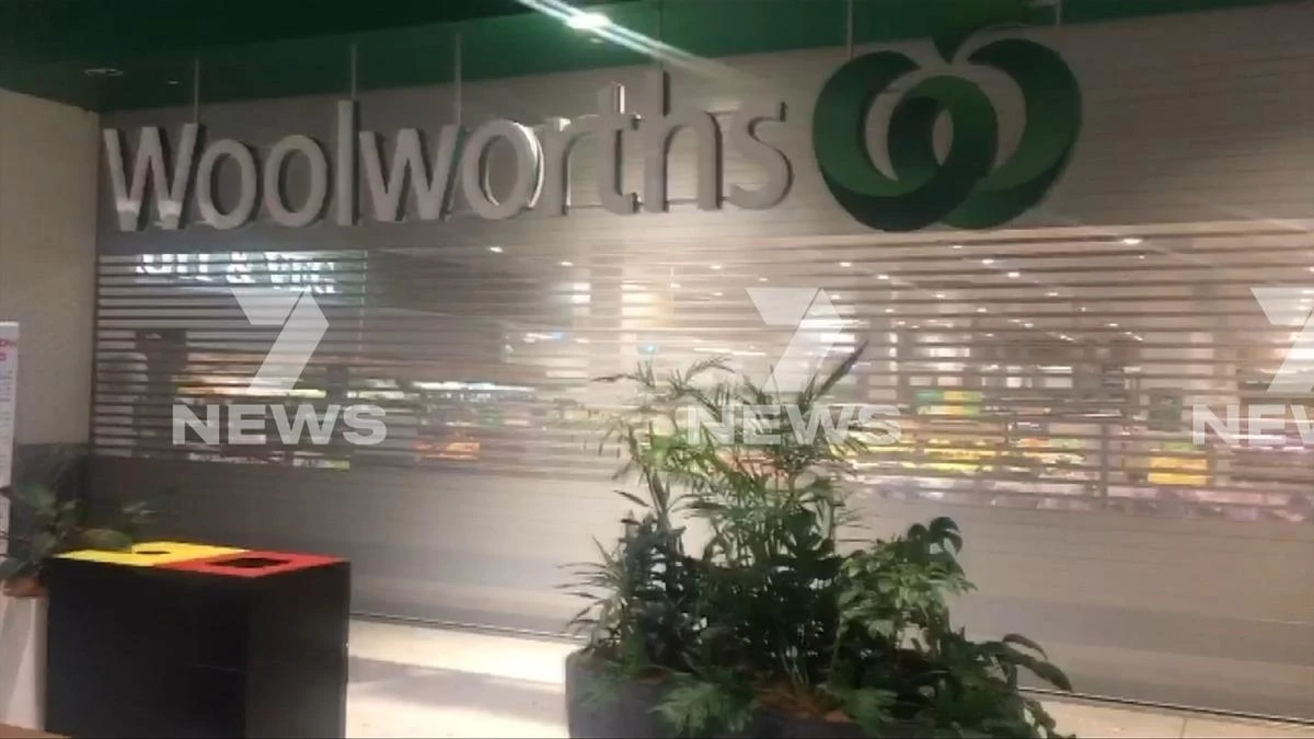 Man arrested after alleged knife attack at Woolies in busy shopping centre