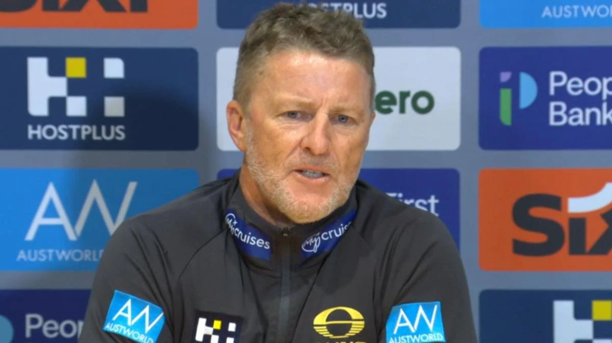 Gold Coast hierarchy stunned by ‘ridiculous’ Damien Hardwick comment