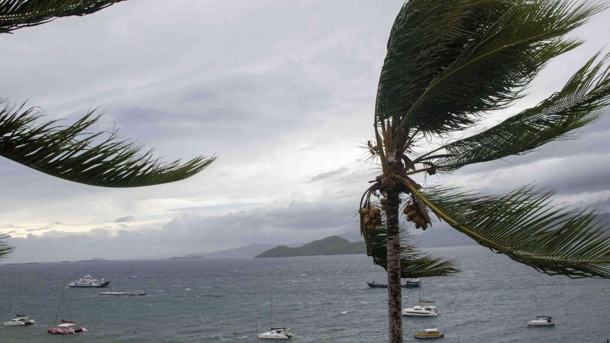 Hundreds feared dead as cyclone strikes island in worst storm in 90 years