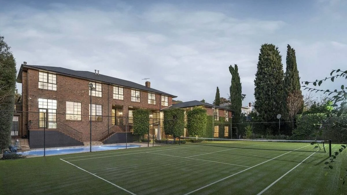 $10,000 a week: Step inside one of the most extravagant rentals on the market