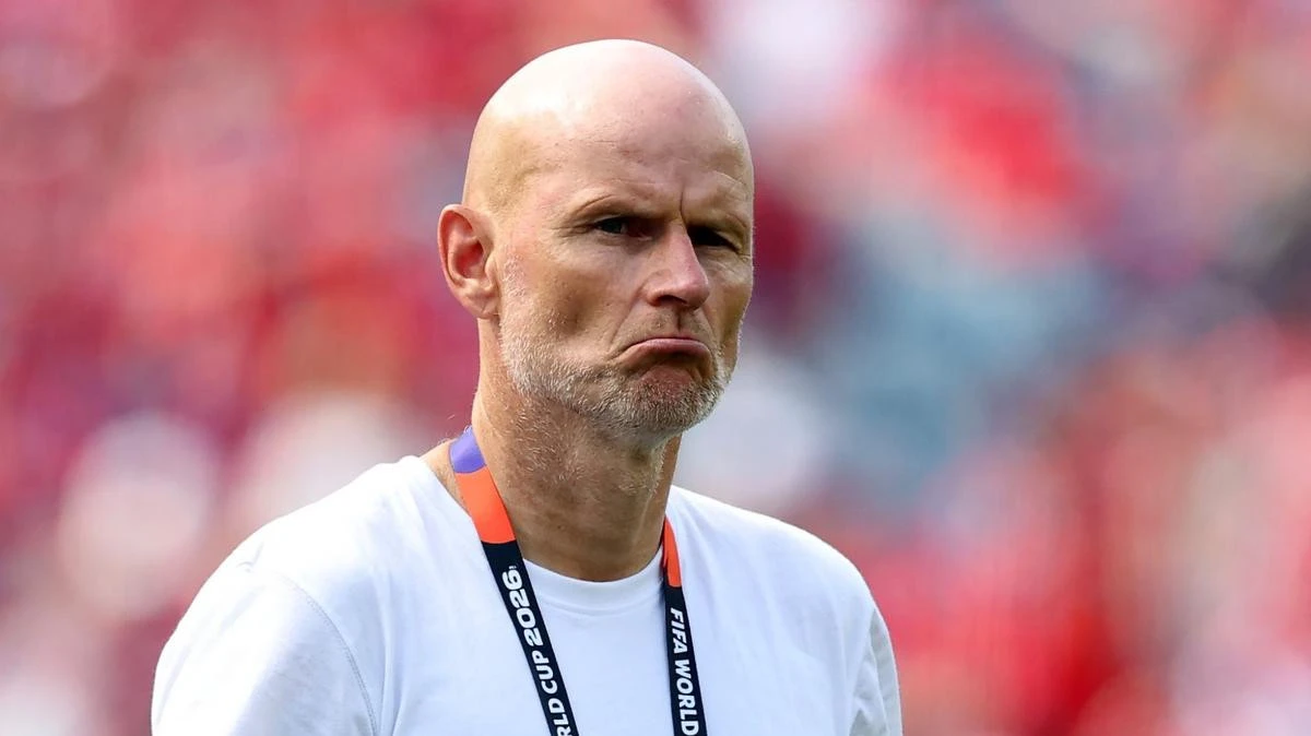 Debate rages as coach turns World Cup clash into one-sided farce