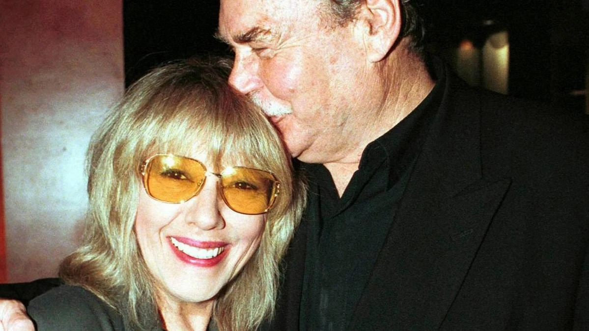 Wife of AFL legend makes heartbreaking announcement about own life