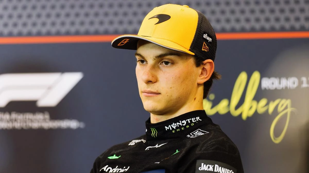 Oscar Piastri fumes during qualifying nightmare