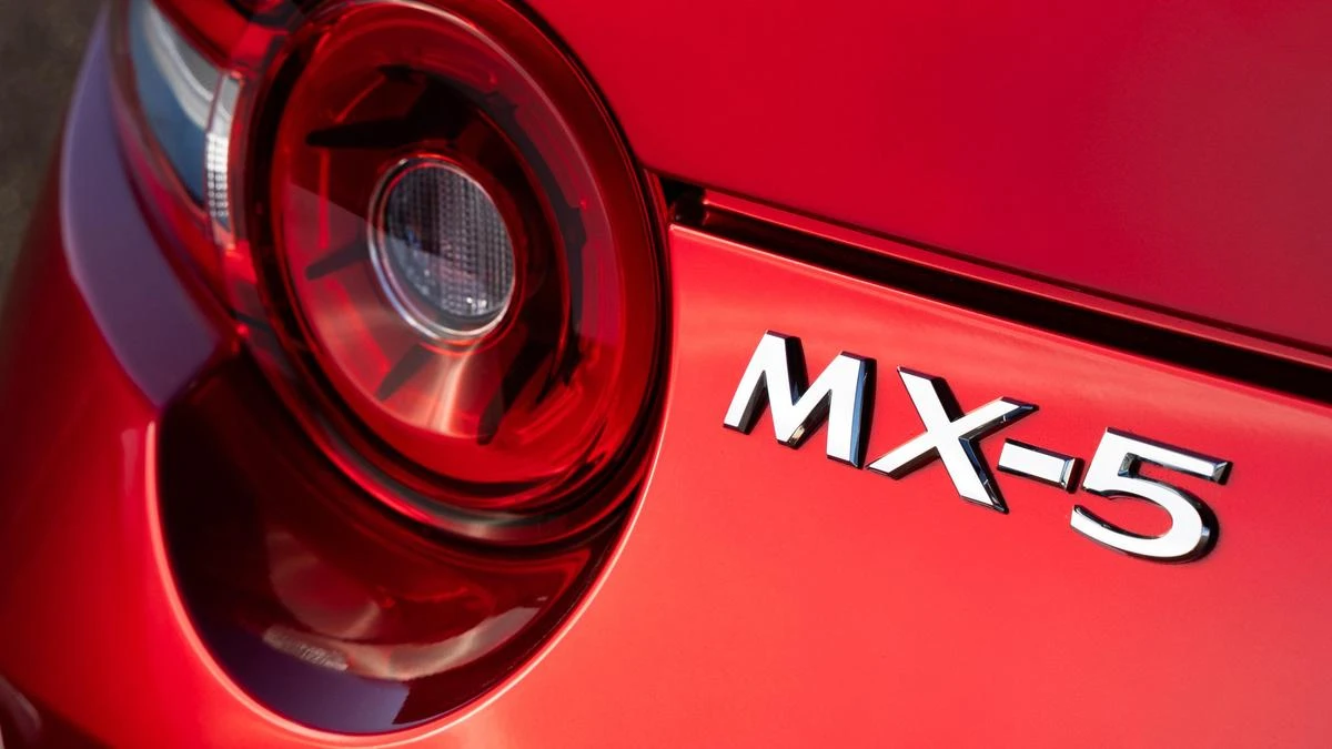 Next combustion-powered Mazda MX-5 could be the last