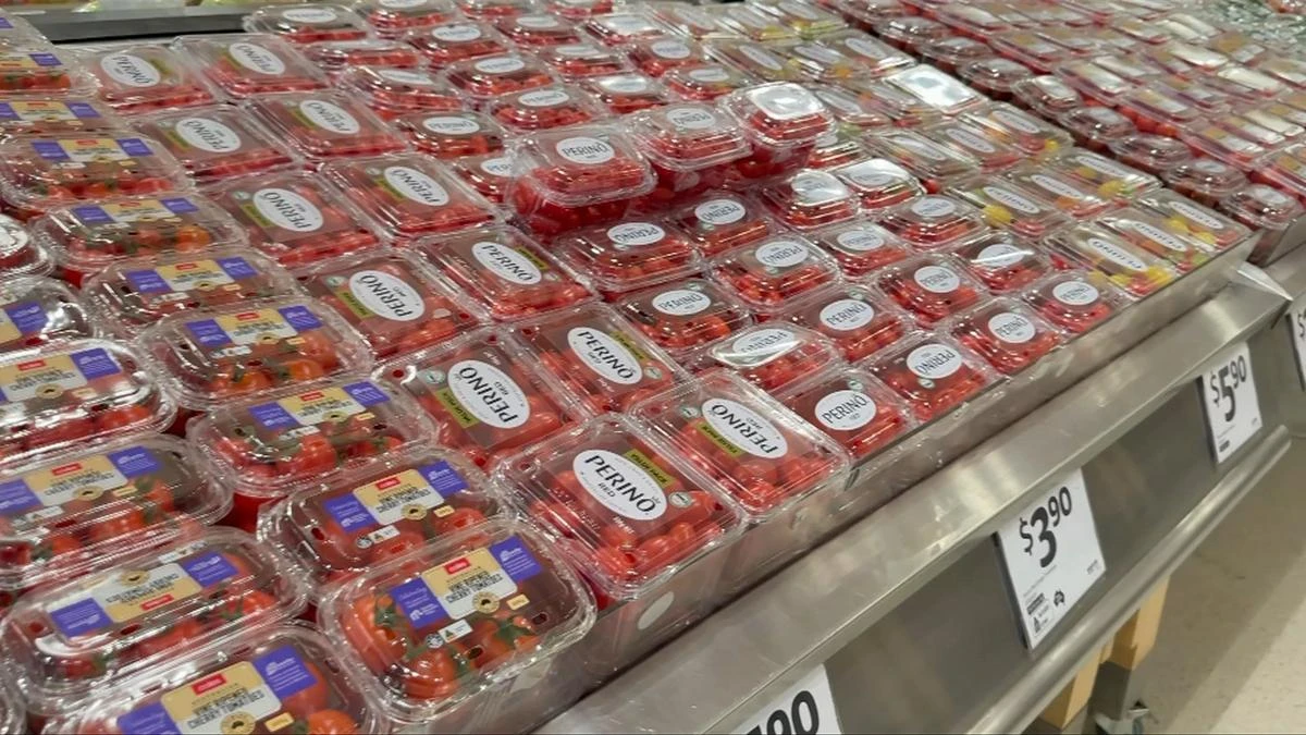 Major supermarkets slammed for unnecessary plastic use