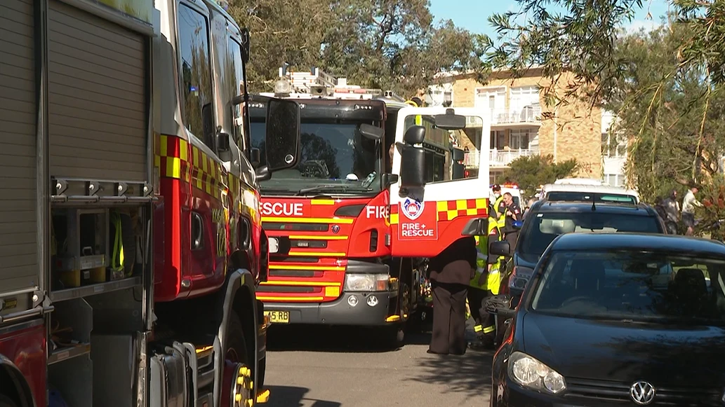 Man pulled unconscious from burning unit without working smoke alarm