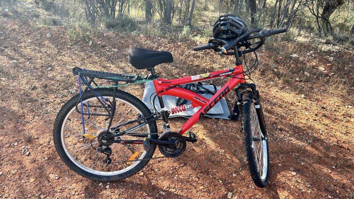 Mystery as cyclist disappears into bush, leaving bike behind