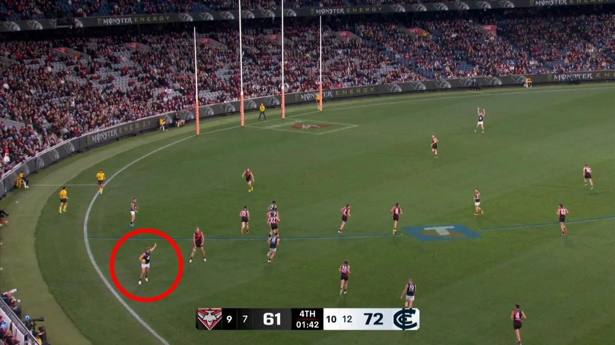 Umpires ‘completely conned’ by late-game tactic in AFL thriller