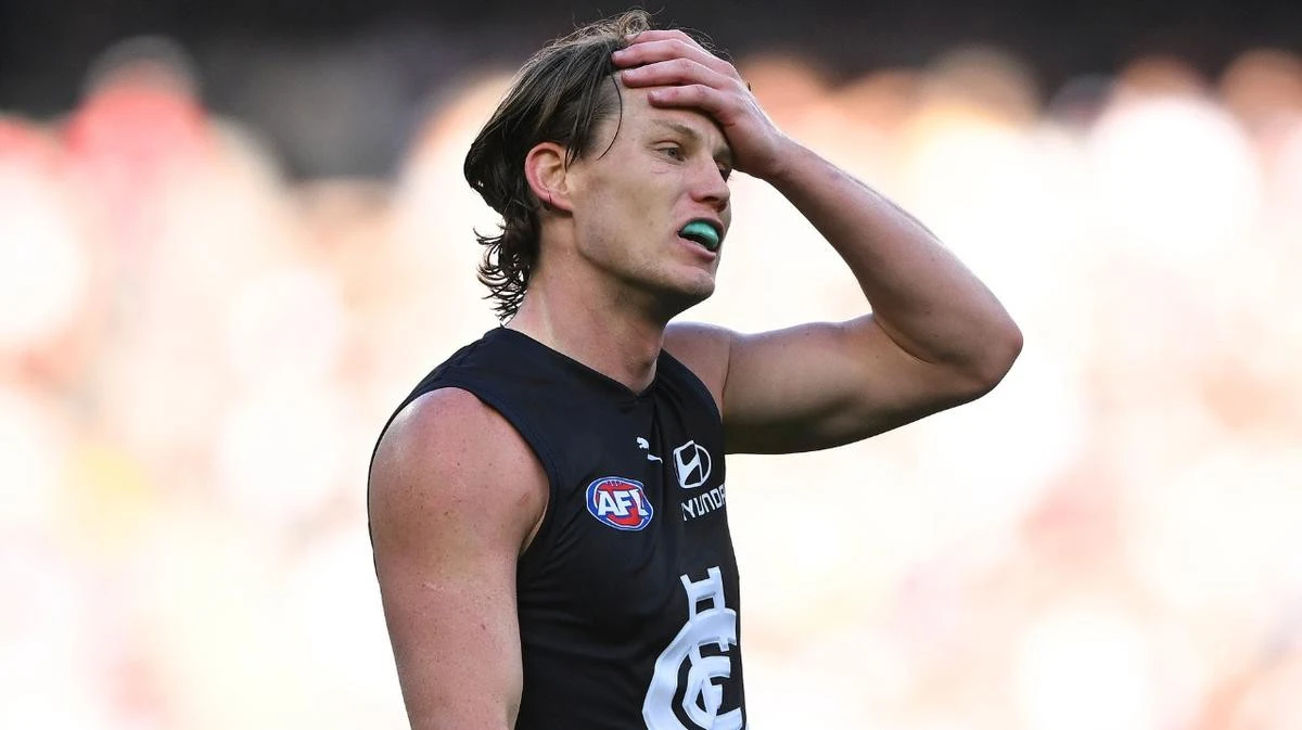 Carlton vice-captain shifts blame amid Michael Voss pressure