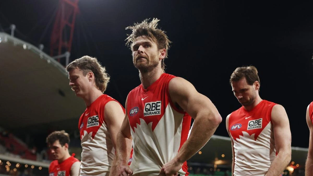 Sydney Swans get unwanted ‘reputation’ under Dean Cox: ‘Pathetic’