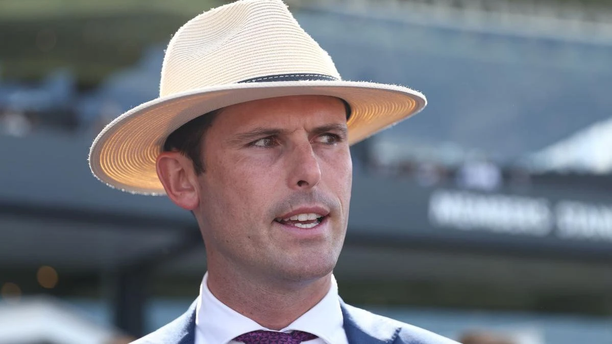 Aussie racing royalty and global powerhouse in bombshell split