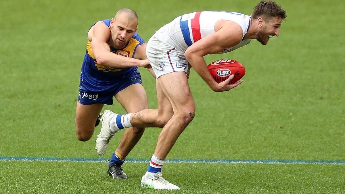 AFLBontempelli looms large in Kangaroos clash